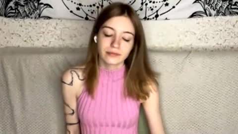 Sia online show from January 2026 01:05:02 PM