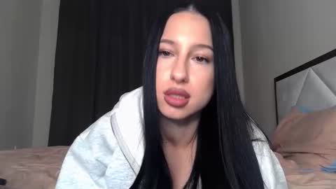 Snapshot of delly_love chatting on October 2025 12:09:02 AM delly_love online show from October 2025 12:09:02 AM