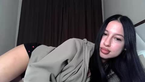 Snapshot of delly_love chatting on October 2025 07:25:02 PM delly_love online show from October 2025 07:25:02 PM