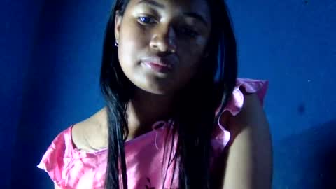 Snapshot of delorahoneyy chatting on July 2026 05:06:02 PM Angels online show from July 2026 05:06:02 PM