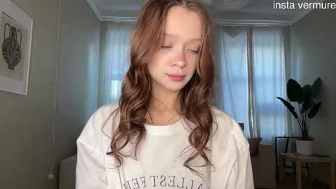 Delora online show from October 2025 07:09:01 AM