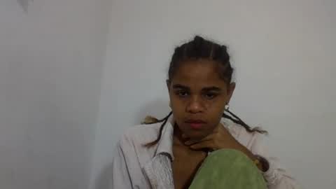 delphine online show from July 2026 04:48:02 AM