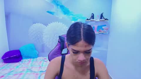 DEMI online show from November 2025 12:15:02 PM