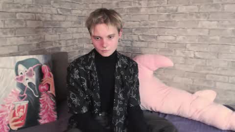 demianenglen online show from September 2025 11:26:02 PM