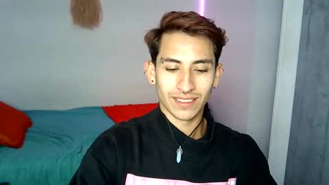 Demir Sky online show from November 2025 12:31:02 AM