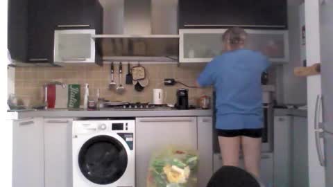 DEMON52 online show from April 2026 01:42:02 PM