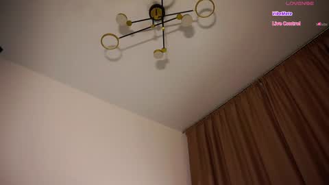 Dave19  online show from December 2024 04:15:02 AM