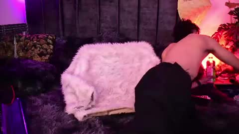 Snapshot of demonkush_ chatting on June 2026 04:18:02 AM DemonKush online show from June 2026 04:18:02 AM