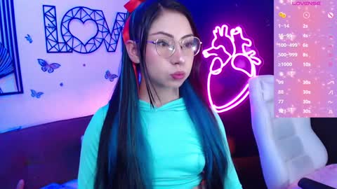 Snapshot of demyanderson_ chatting on December 2024 09:05:01 PM Demy online show from December 2024 09:05:01 PM