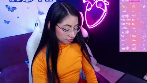 Snapshot of demyanderson_ chatting on February 2025 11:14:02 PM Demy online show from February 2025 11:14:02 PM