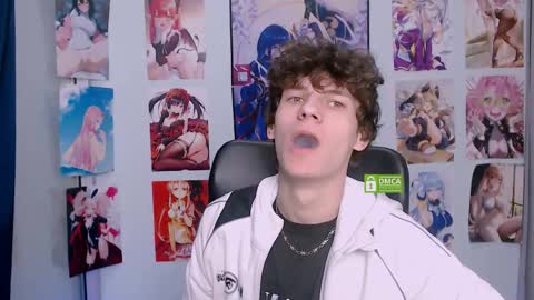 Snapshot of den_rich chatting on March 2025 09:44:02 AM Den online show from March 2025 09:44:02 AM