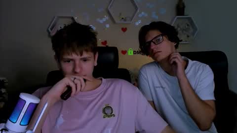 Snapshot of den_rich chatting on September 2025 07:48:01 PM Den online show from September 2025 07:48:01 PM