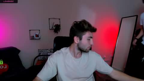 Snapshot of den_rich chatting on September 2025 07:36:02 PM Den online show from September 2025 07:36:02 PM