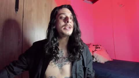 Snapshot of den_shatw_ chatting on March 2026 12:49:02 AM Denis online show from March 2026 12:49:02 AM