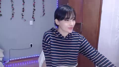 Snapshot of deni_bloom chatting on December 2024 01:48:01 AM Denisse    schedule Monday to Friday 1300-1900 mexican time Saturday-maybe it could be a surprise IDEPENDENT MODEL online show from December 2024 01:48:01 AM