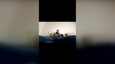 Snapshot of denis19872 chatting on April 2026 11:18:02 AM denis19872 online show from April 2026 11:18:02 AM