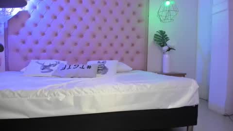 Snapshot of denisse_logan chatting on November 2025 03:17:01 AM denisse_logan online show from November 2025 03:17:01 AM