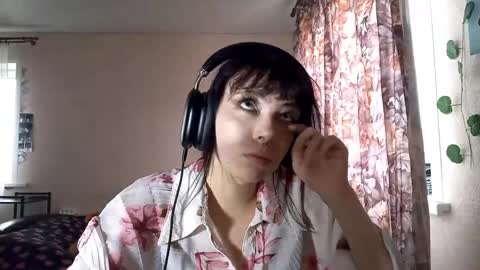 Aki online show from November 2025 08:00:02 AM