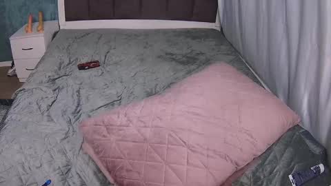 Dennis online show from October 2025 07:07:02 PM