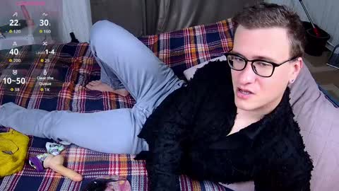 Dennis online show from April 2026 08:24:02 PM