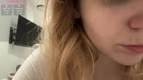 Denni online show from February 2026 05:27:01 PM