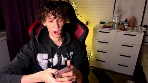 Jasper   online show from December 2024 02:12:02 AM