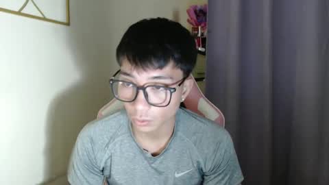 Snapshot of denver_hotsaucy24 chatting on November 2025 06:46:02 PM denver_hotsaucy24 online show from November 2025 06:46:02 PM