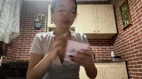 Snapshot of denysebernacchi chatting on September 2025 01:16:02 PM Emma online show from September 2025 01:16:02 PM