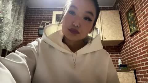 Emma online show from November 2025 01:10:01 PM