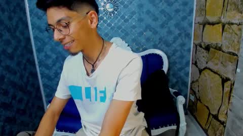 Dereck online show from December 2025 11:48:02 AM