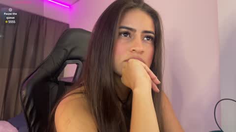 Snapshot of dereckbrownn chatting on February 2025 07:59:02 PM Dereck online show from February 2025 07:59:02 PM