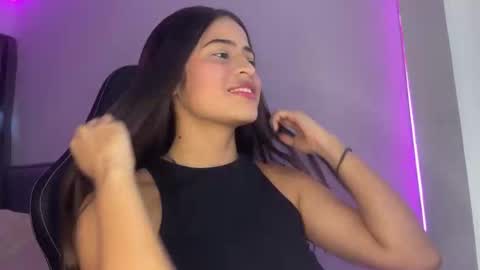 Snapshot of dereckbrownn chatting on September 2025 02:43:02 PM Dereck online show from September 2025 02:43:02 PM