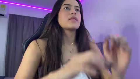 Snapshot of dereckbrownn chatting on October 2025 07:14:02 PM Dereck online show from October 2025 07:14:02 PM