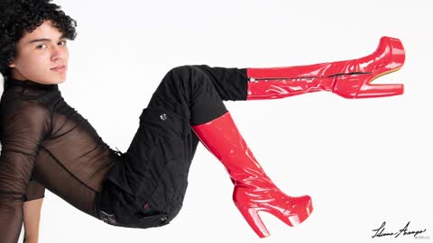 derek grey online show from December 2024 05:45:02 PM