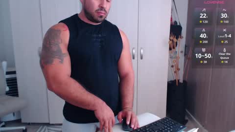 Derek online show from June 2026 07:48:01 PM