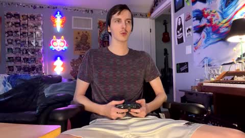 derekdings online show from October 2025 08:06:02 PM