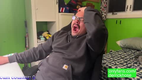 Snapshot of derrick_hose chatting on February 2025 03:47:02 AM Derrick Hose online show from February 2025 03:47:02 AM