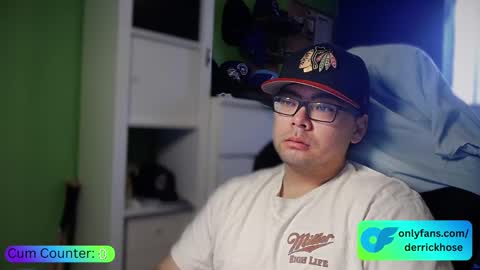 Snapshot of derrick_hose chatting on September 2025 06:19:01 PM Derrick Hose online show from September 2025 06:19:01 PM