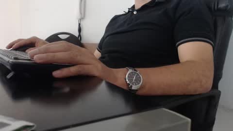 Snapshot of derrik_ chatting on December 2024 05:41:02 PM     online show from December 2024 05:41:02 PM