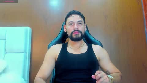 DerryBigger CM online show from November 2025 06:09:02 PM