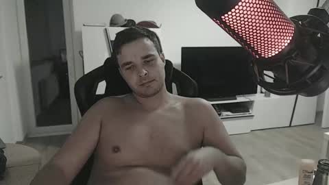 dershark online show from October 2025 04:57:02 AM