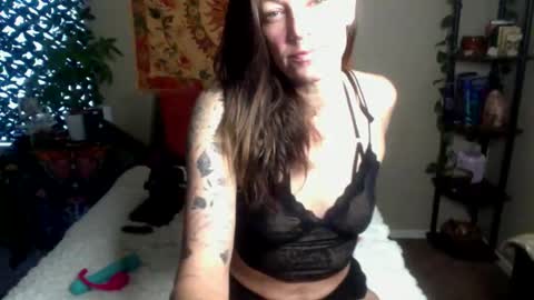 desertluxe87 online show from December 2025 07:33:02 PM