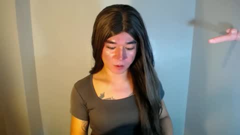 Snapshot of desirable_lorinexx chatting on December 2024 02:27:01 PM LORINE online show from December 2024 02:27:01 PM