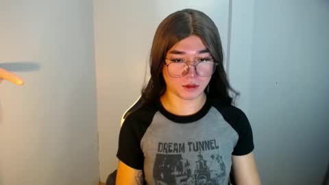 Snapshot of desirable_lorinexx chatting on January 2025 07:55:01 PM LORINE online show from January 2025 07:55:01 PM