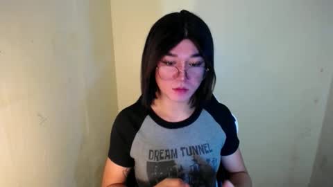 Snapshot of desirable_lorinexx chatting on January 2025 01:21:02 AM LORINE online show from January 2025 01:21:02 AM