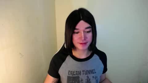 Snapshot of desirable_lorinexx chatting on January 2025 01:00:02 AM LORINE online show from January 2025 01:00:02 AM
