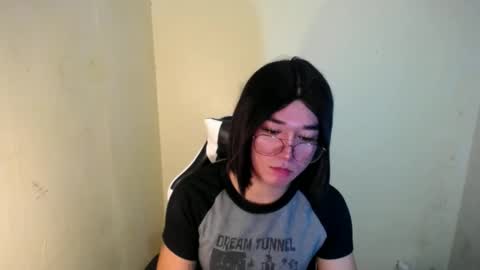Snapshot of desirable_lorinexx chatting on February 2025 08:13:02 AM LORINE online show from February 2025 08:13:02 AM
