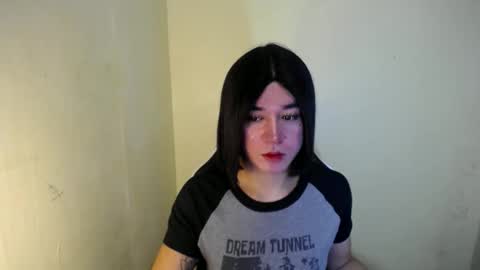 Snapshot of desirable_lorinexx chatting on February 2025 01:15:01 AM LORINE online show from February 2025 01:15:01 AM