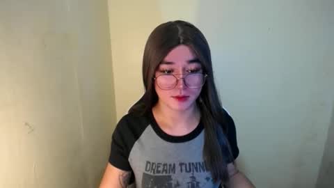 Snapshot of desirable_lorinexx chatting on February 2025 09:22:02 AM LORINE online show from February 2025 09:22:02 AM