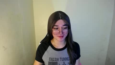 Snapshot of desirable_lorinexx chatting on February 2025 02:28:01 AM LORINE online show from February 2025 02:28:01 AM